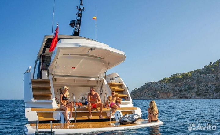 Моторная яхта Sunseeker 65 Sport Yacht