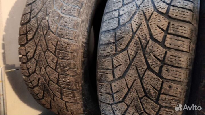 Gislaved NordFrost 100 215/60 R16