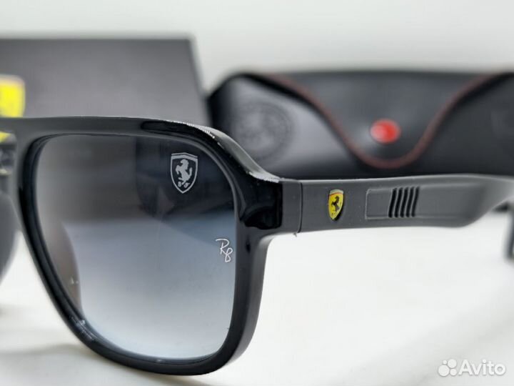 Солнцезащитные очки Ray Ban & Ferrari