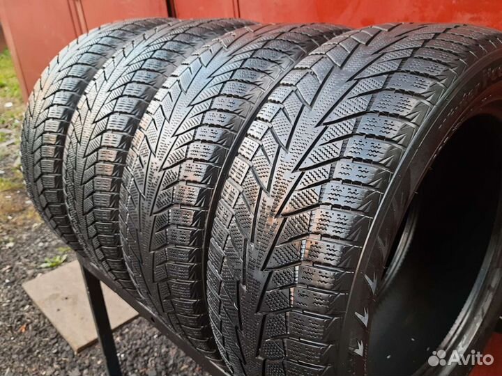 Hankook Winter I'Cept IZ2 225/55 R17 101T