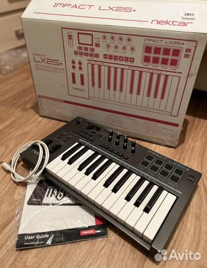 Nektar Impact LX 25+ миди-клавиатура