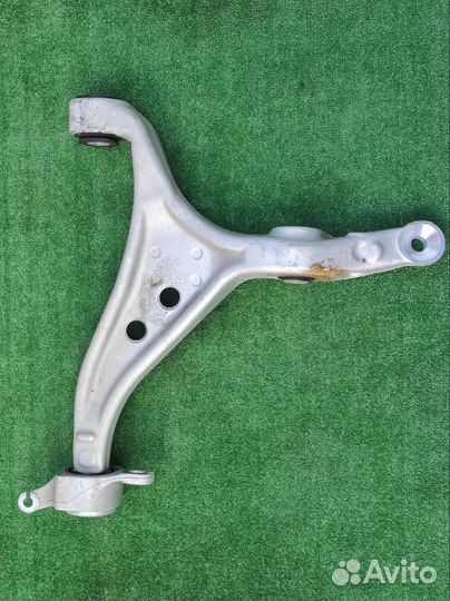 Рычаг передний левый Mercedes-Benz Gle-Class W166