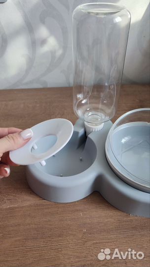 Миска для животных с автопоилкой