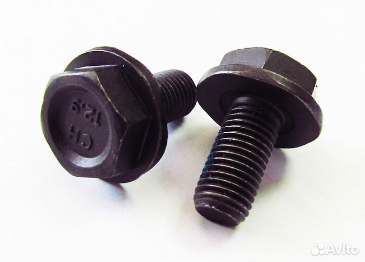 Болт каретки M8