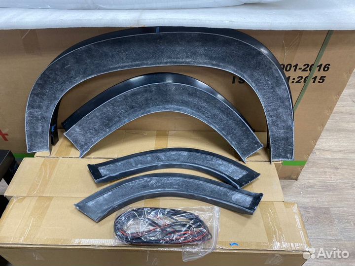 Расширители арок Land Cruiser Prado 2009-2022