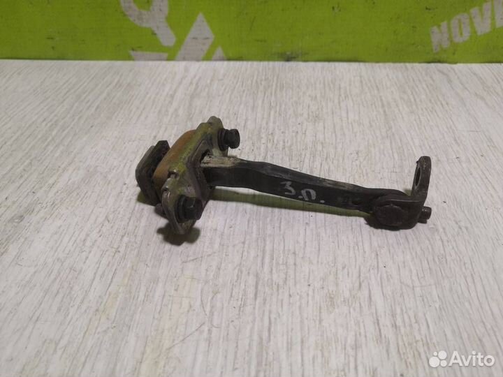 Ограничитель двери Хендай Акцент 2