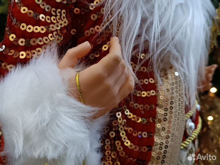 Новогодняя игрушка дед мороз