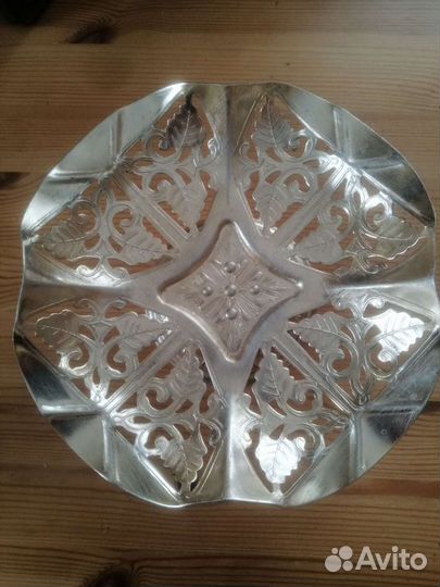 Советская алюминиевая фруктовница