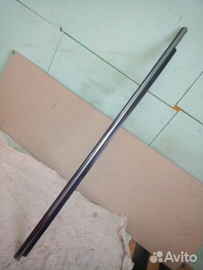 Накладка двери передняя правая Geely Mk cross