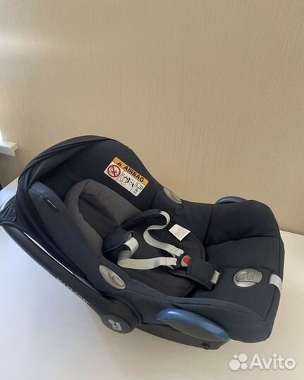 Автолюлька maxi cosi cabriofix