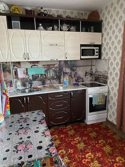 2-к. квартира, 52 м², 2/3 эт.
