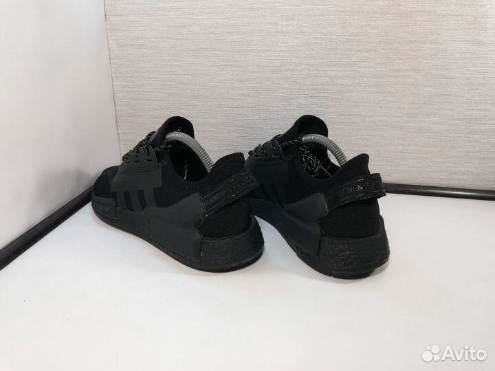 Кроссовки adidas NMD