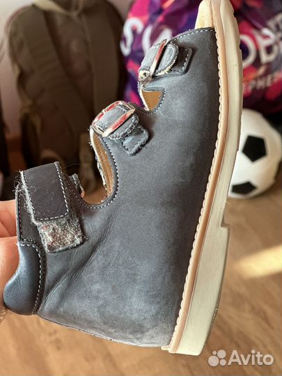 Ортопедические сандали