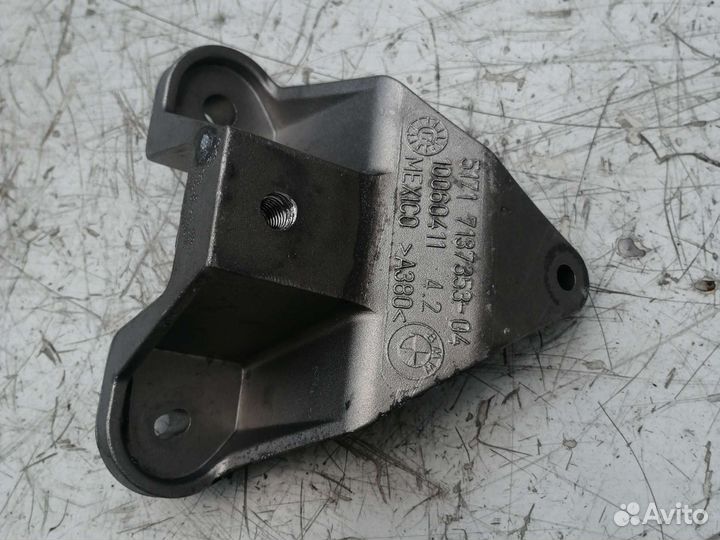 Кронштейн рулевой колонки BMW X5 F15