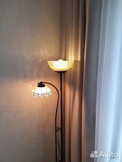 Торшер напольный