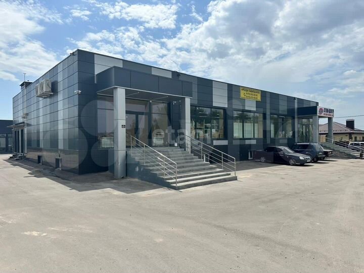 Сдам торговое помещение, 363 м²