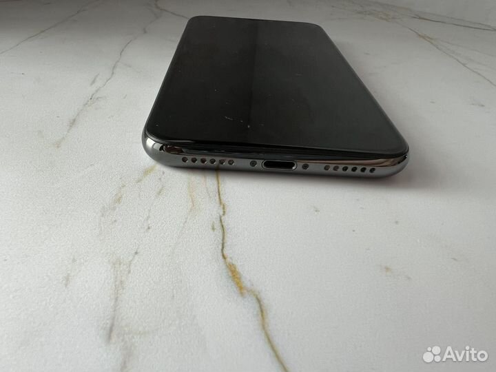 iPhone X, 256 ГБ