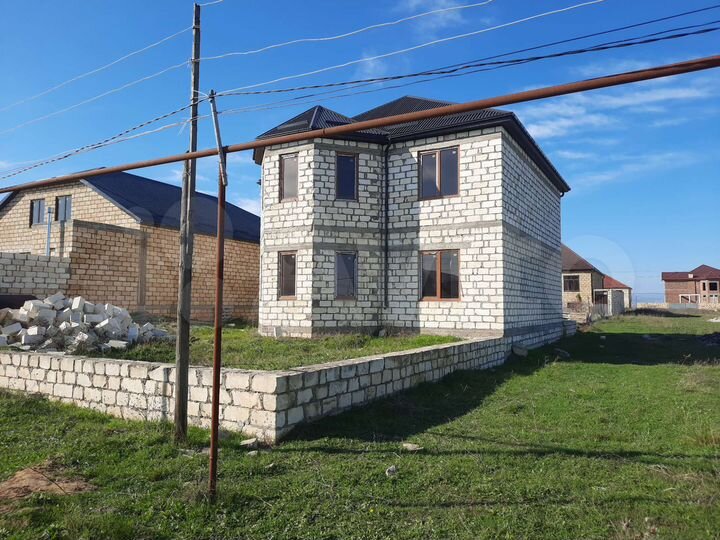 Дом 200 м² на участке 6 сот.