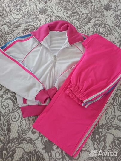 Спортивный костюм