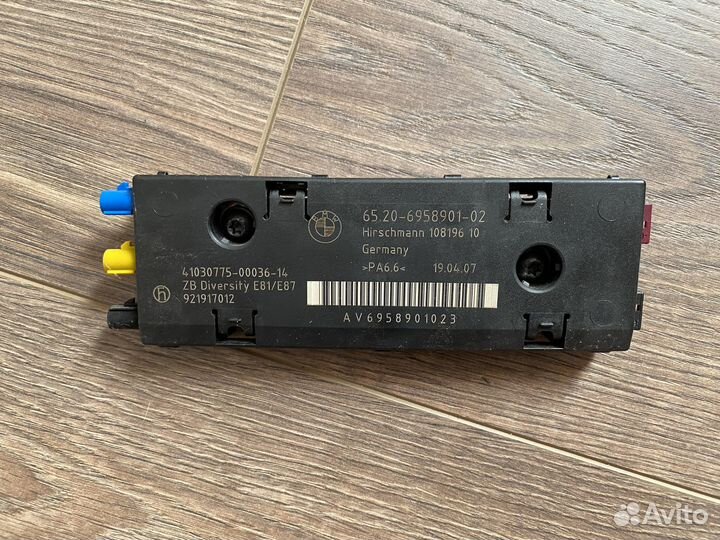 Усилитель антенны BMW 1-Series 116I E87 2009г