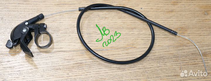 Манетка блокировки хода вилки