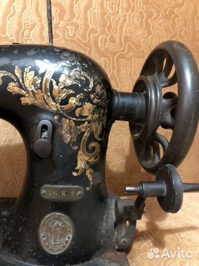 Швейная машина Singer