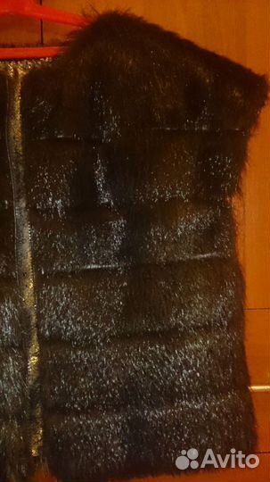 Новый меховой жилет