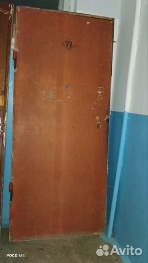 Дверь входная металлическая б/у