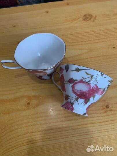 Две чашки из тонкого форфора