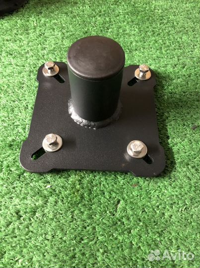 Переходник поворотный для стойки в лодку