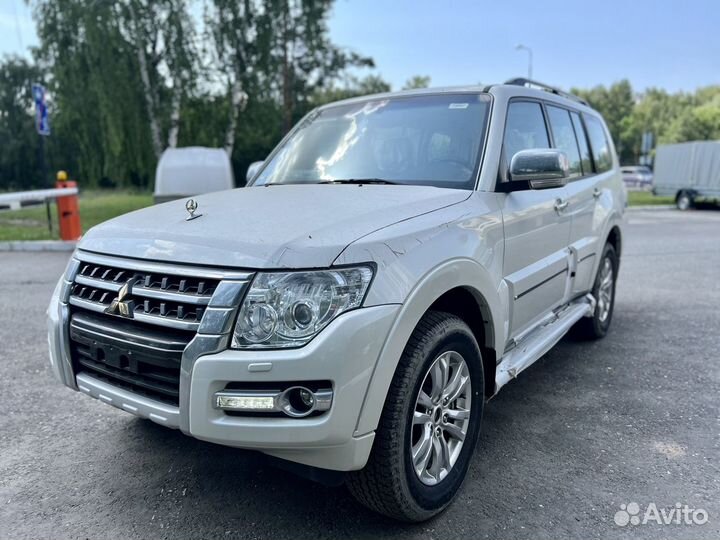 Mitsubishi Pajero 3.8 AT, 2019, 16 км