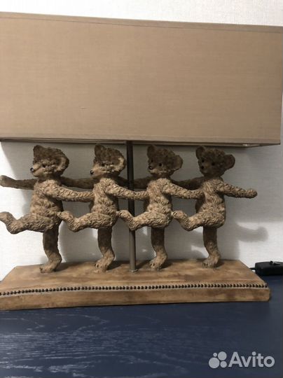 Лампа настольная