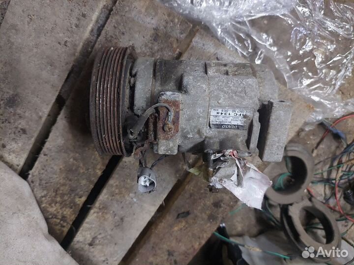 Toyota Camry 2.4 v30 v40 компрессор кондиционера