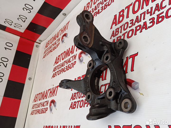 Кулак поворотный левый Лексус RX 4