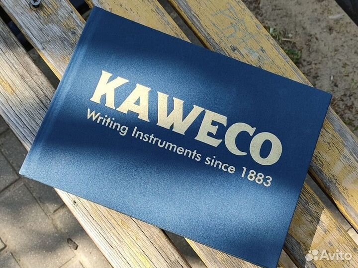 Иллюстрированная книга про ручки Kaweco