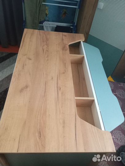 Письменный стол для школьника бу