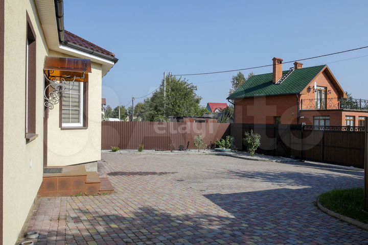 Дом 102,4 м² на участке 8 сот.