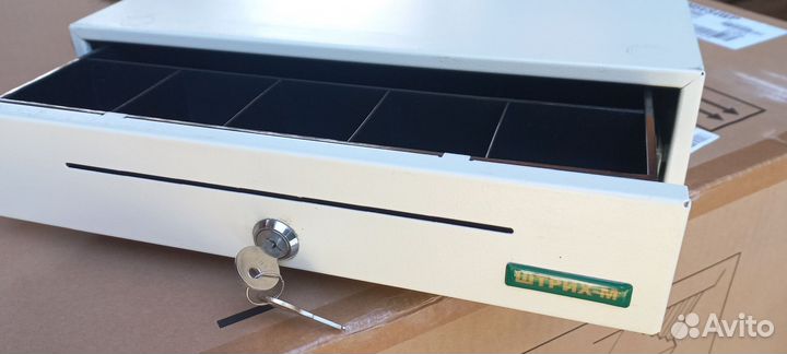 Ящик металлический с замком