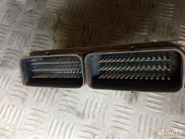 Блок управления двигателем Renault Logan