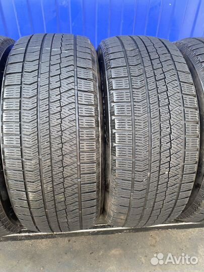 Bridgestone Blizzak VRX2 225/50 R18