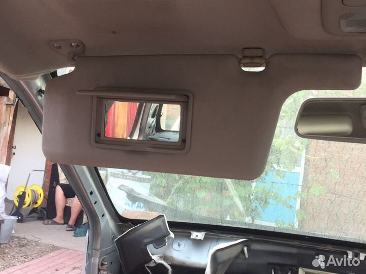 Козырек солнцезащитный Nissan bluebird u14