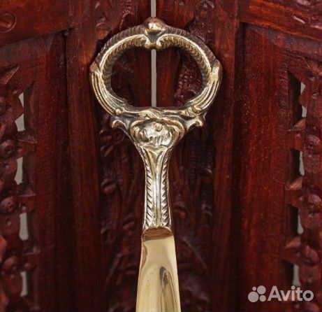 Ложка для обуви латунь 25х5х1см Индия