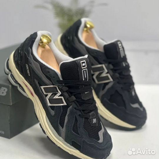 NEW balance 1906R