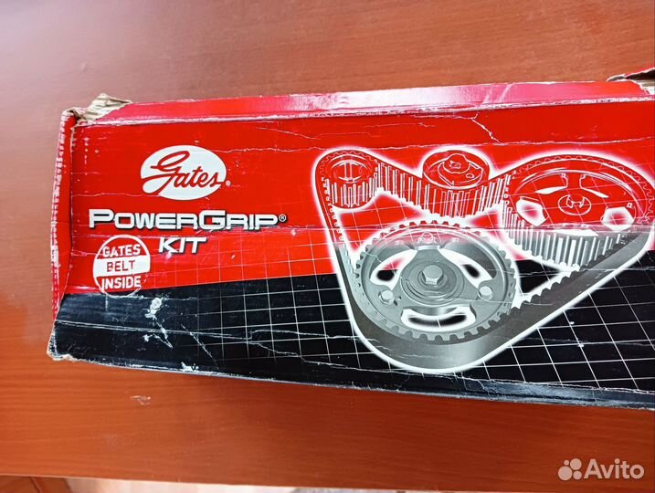 Ремень грм в комплекте с роликами