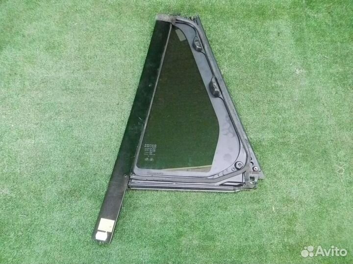 Форточка двери задняя правая Range Rover Vogue 4 L