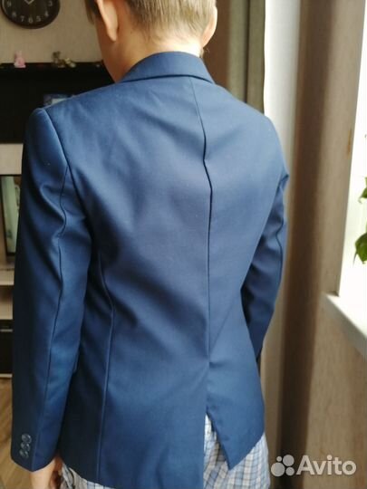 Школьный костюм