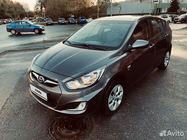 Hyundai Solaris 1.6 AT, 2013, 26 800 км