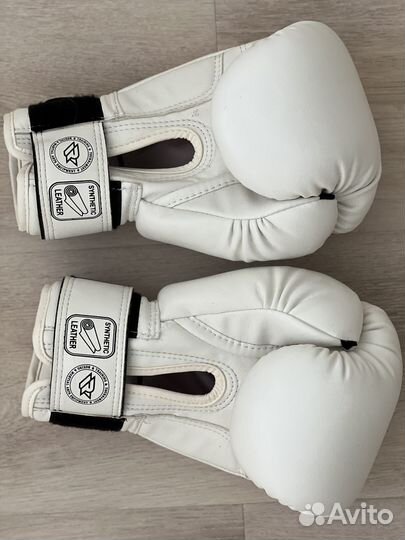 Перчатки боксерские 10 oz Everlast