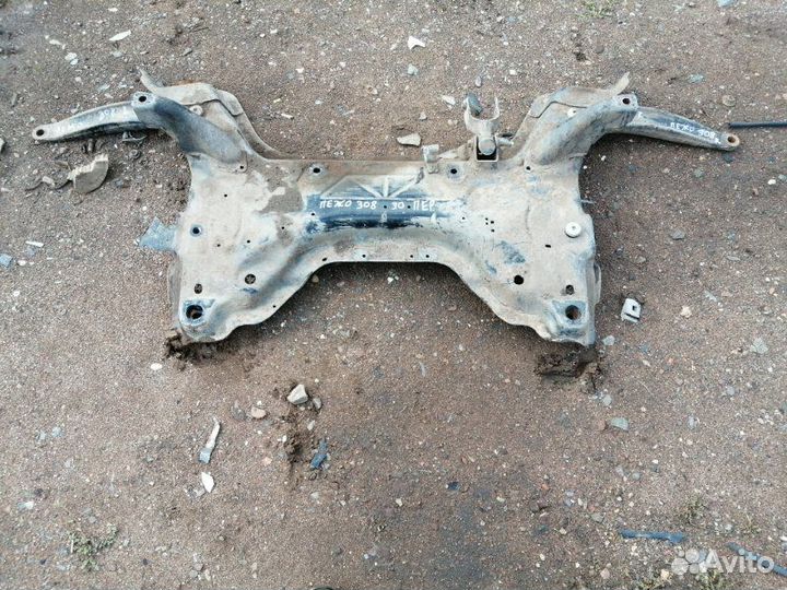 Подрамник Peugeot 308 4A/C EP6 2011