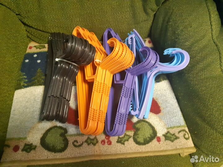 Детские вешалки, плечики